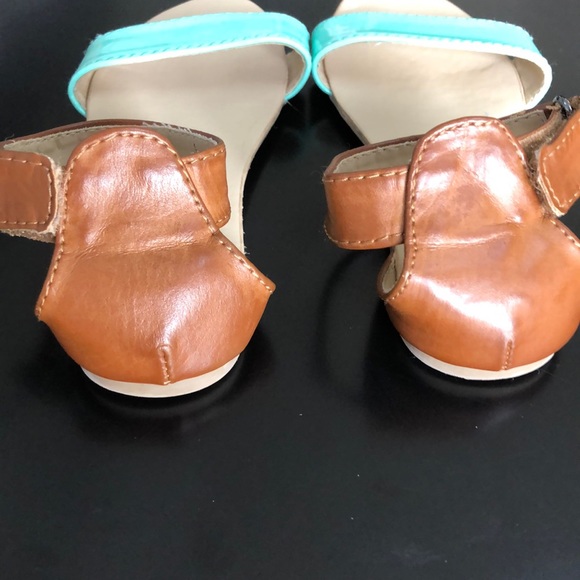 Size 8 Old Navy Sandal - Picture 5 of 6